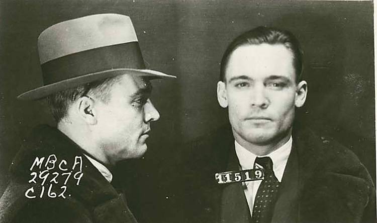 Criminal history file: Barton, Leonard.