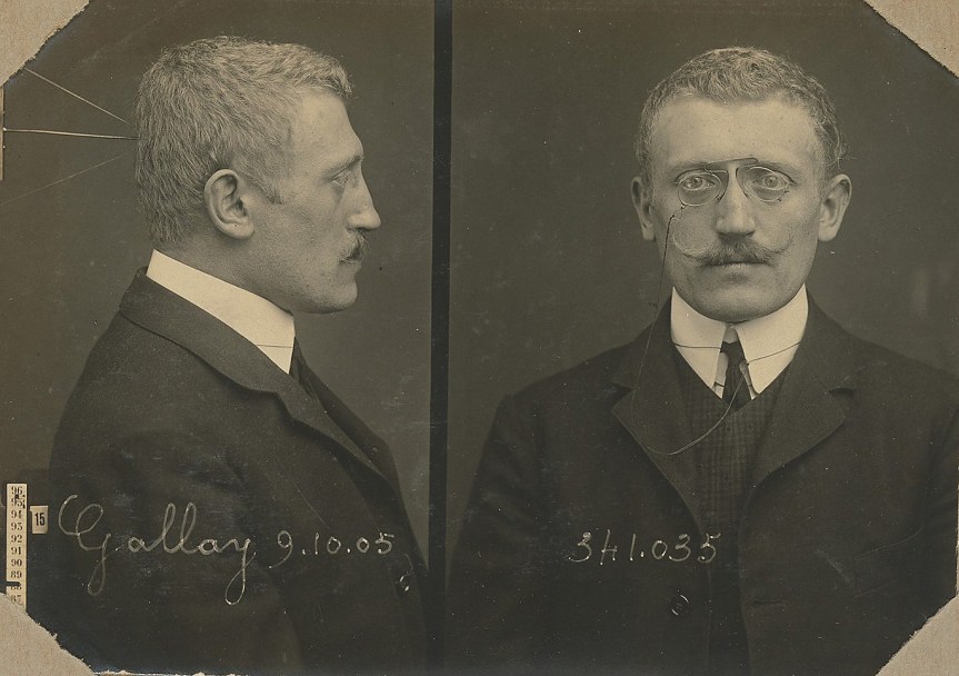 [Album of Paris Crime Scenes]
