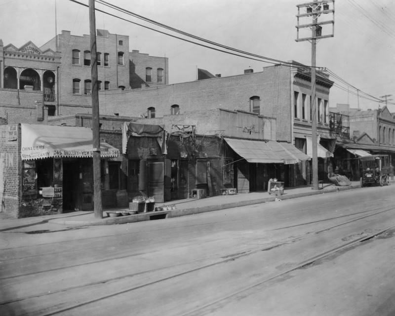 Alameda_and_Ferguson_Alley_Chinatown